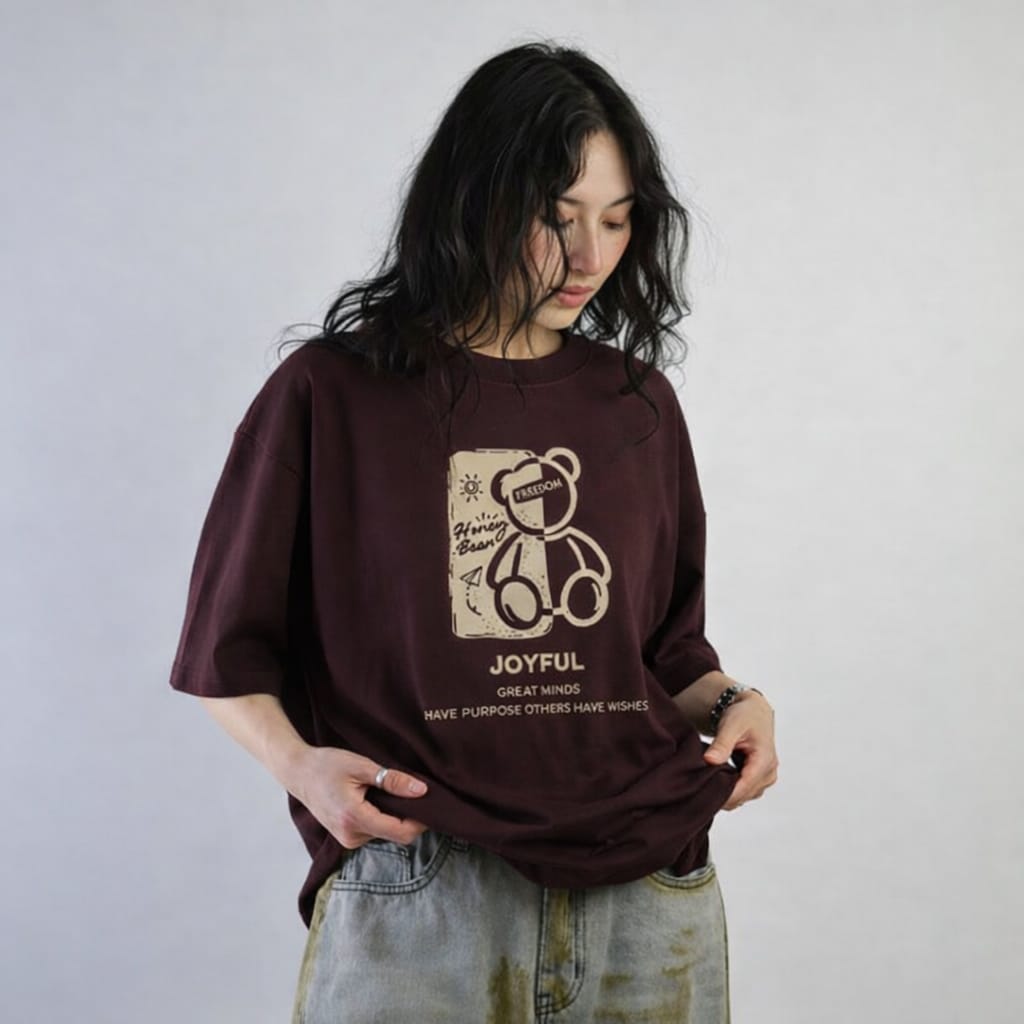 Freedom Bear Women's Oversized Graphic T-Shirt