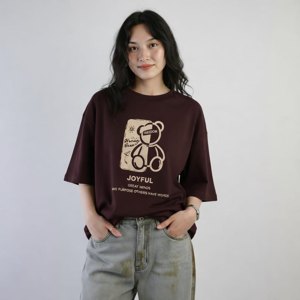 Freedom Bear Women's Oversized Graphic T-Shirt