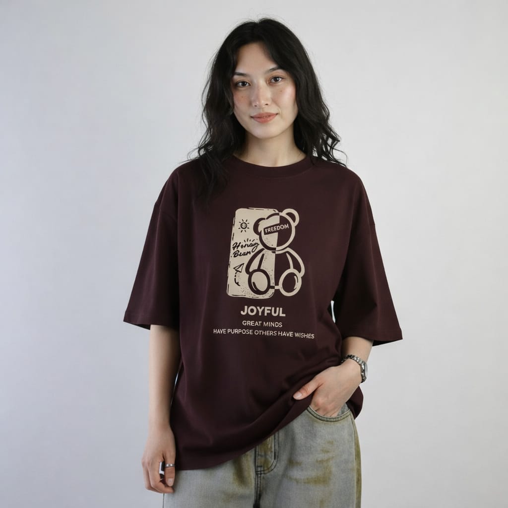 Freedom Bear Women's Oversized Graphic T-Shirt